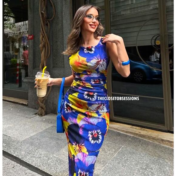 ZARA BLOGGER FAVE!!! Floral Print Midi Dress NWT LAST ONE!!! - Picture 3 of 16